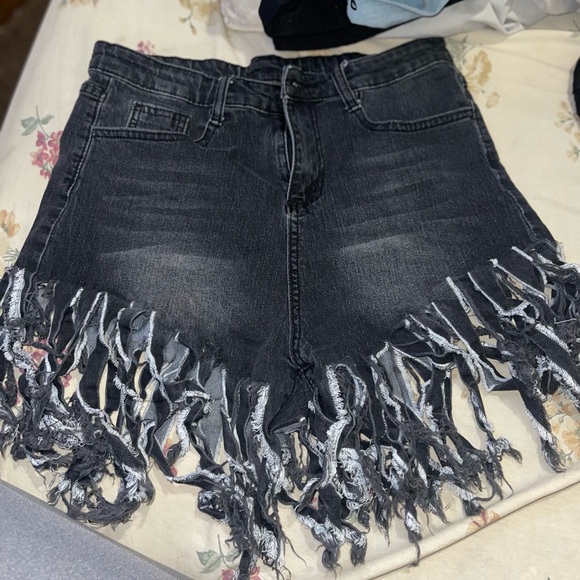 Amazon Women's Black Jean Shorts with Fringe - Picture 1 of 5